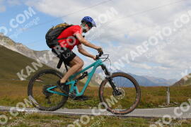 Foto #3933629 | 18-08-2023 11:41 | Passo Dello Stelvio - die Spitze BICYCLES