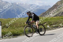 Foto #3215138 | 24-06-2023 16:59 | Passo Dello Stelvio - die Spitze BICYCLES