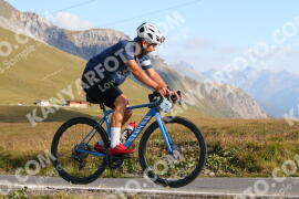 Foto #4033506 | 23-08-2023 09:12 | Passo Dello Stelvio - die Spitze BICYCLES