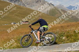 Photo #2672171 | 16-08-2022 14:08 | Passo Dello Stelvio - Peak BICYCLES