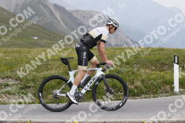 Photo #3253806 | 27-06-2023 12:41 | Passo Dello Stelvio - Peak BICYCLES
