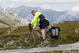 Foto #3697661 | 02-08-2023 12:46 | Passo Dello Stelvio - die Spitze BICYCLES
