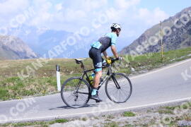 Foto #3170906 | 19-06-2023 11:25 | Passo Dello Stelvio - die Spitze BICYCLES