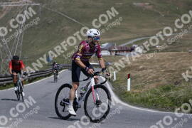 Foto #3122015 | 17-06-2023 10:40 | Passo Dello Stelvio - die Spitze BICYCLES