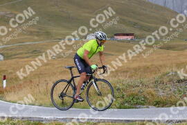Foto #2764656 | 28-08-2022 11:15 | Passo Dello Stelvio - die Spitze BICYCLES