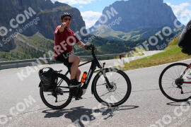 Photo #2561794 | 09-08-2022 14:39 | Gardena Pass BICYCLES