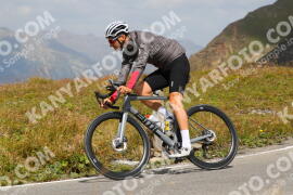 Foto #4036920 | 23-08-2023 13:11 | Passo Dello Stelvio - die Spitze BICYCLES