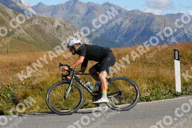 Foto #2696585 | 21-08-2022 10:17 | Passo Dello Stelvio - die Spitze BICYCLES