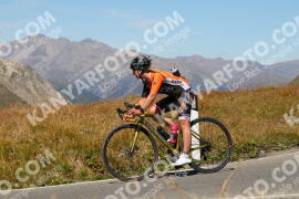 Photo #2733344 | 24-08-2022 13:56 | Passo Dello Stelvio - Peak BICYCLES