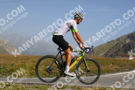 Photo #4046898 | 24-08-2023 11:15 | Passo Dello Stelvio - Peak BICYCLES
