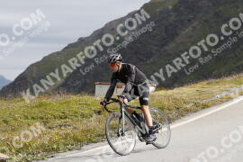 Foto #3693411 | 02-08-2023 10:28 | Passo Dello Stelvio - die Spitze BICYCLES