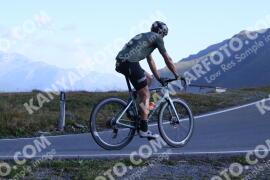 Foto #4033543 | 23-08-2023 09:21 | Passo Dello Stelvio - die Spitze BICYCLES