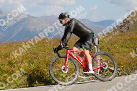 Photo #3911686 | 16-08-2023 11:19 | Passo Dello Stelvio - Peak BICYCLES