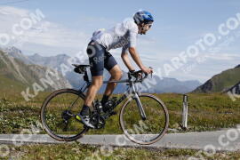 Foto #3672765 | 31-07-2023 10:22 | Passo Dello Stelvio - die Spitze BICYCLES