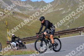 Foto #3956458 | 19-08-2023 10:09 | Passo Dello Stelvio - die Spitze BICYCLES