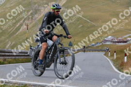 Photo #2680053 | 17-08-2022 13:15 | Passo Dello Stelvio - Peak BICYCLES