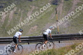 Foto #2657640 | 15-08-2022 11:29 | Passo Dello Stelvio - die Spitze BICYCLES