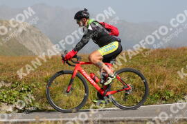 Photo #4046947 | 24-08-2023 11:17 | Passo Dello Stelvio - Peak BICYCLES