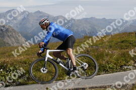 Photo #3672636 | 31-07-2023 10:05 | Passo Dello Stelvio - Peak BICYCLES