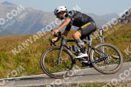Photo #3980503 | 20-08-2023 10:27 | Passo Dello Stelvio - Peak BICYCLES