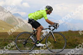 Foto #3895602 | 15-08-2023 13:07 | Passo Dello Stelvio - die Spitze BICYCLES