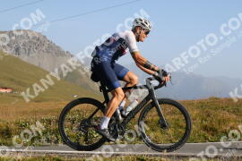 Photo #4045326 | 24-08-2023 09:24 | Passo Dello Stelvio - Peak BICYCLES