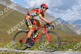 Photo #3912600 | 16-08-2023 12:10 | Passo Dello Stelvio - Peak BICYCLES