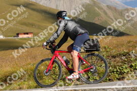 Photo #3910358 | 16-08-2023 10:23 | Passo Dello Stelvio - Peak BICYCLES