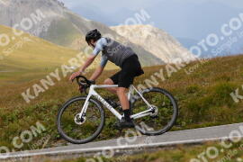 Foto #3921838 | 17-08-2023 13:23 | Passo Dello Stelvio - die Spitze BICYCLES