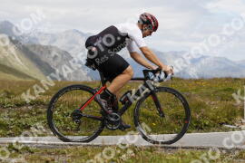 Photo #3695562 | 02-08-2023 11:43 | Passo Dello Stelvio - Peak BICYCLES
