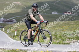 Photo #3290343 | 29-06-2023 13:16 | Passo Dello Stelvio - Peak BICYCLES
