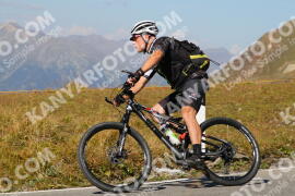 Photo #4231361 | 10-09-2023 14:46 | Passo Dello Stelvio - Peak BICYCLES