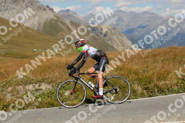 Photo #2670984 | 16-08-2022 13:14 | Passo Dello Stelvio - Peak BICYCLES