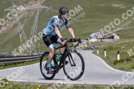 Foto #3364976 | 07-07-2023 11:11 | Passo Dello Stelvio - die Spitze BICYCLES