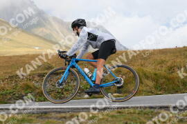 Photo #4264181 | 16-09-2023 11:42 | Passo Dello Stelvio - Peak BICYCLES