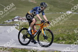 Foto #3364996 | 07-07-2023 11:12 | Passo Dello Stelvio - die Spitze BICYCLES