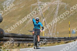 Photo #4299316 | 24-09-2023 10:35 | Passo Dello Stelvio - Peak BICYCLES