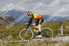 Photo #3626469 | 29-07-2023 13:14 | Passo Dello Stelvio - Peak BICYCLES